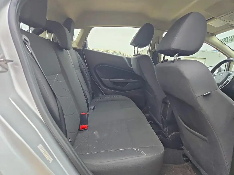 2015 FORD FIESTA SE  