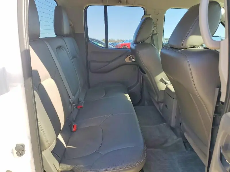 2012 NISSAN FRONTIER S  