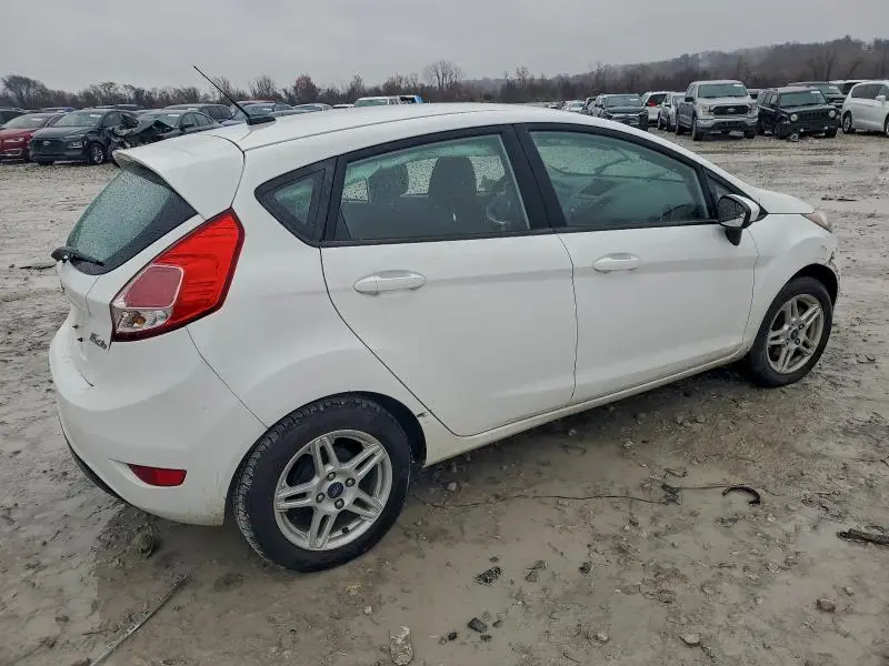 2018 FORD FIESTA SE  