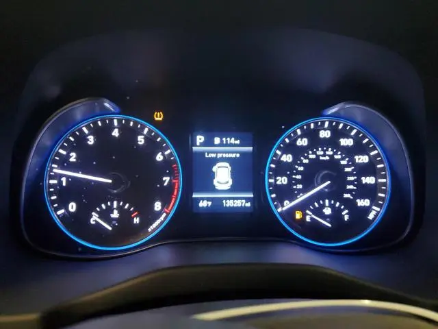 2020 HYUNDAI KONA SE  