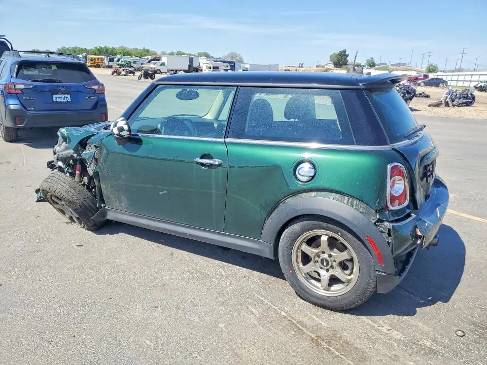 2011 MINI COOPER S  