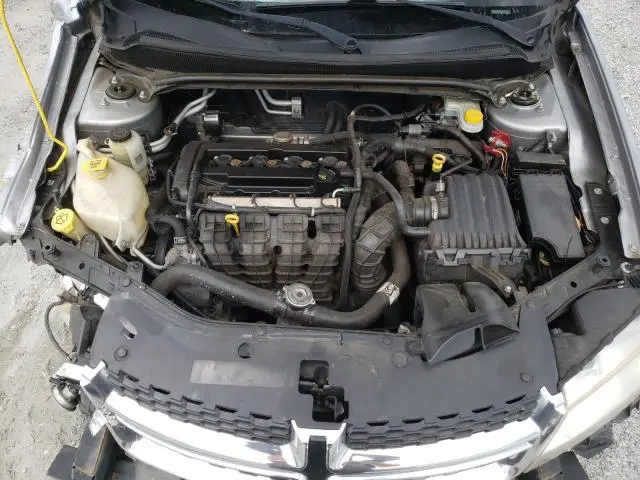 2014 DODGE AVENGER SE  
