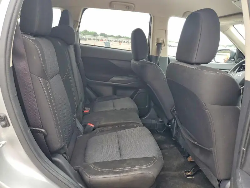 2020 MITSUBISHI OUTLANDER ES  