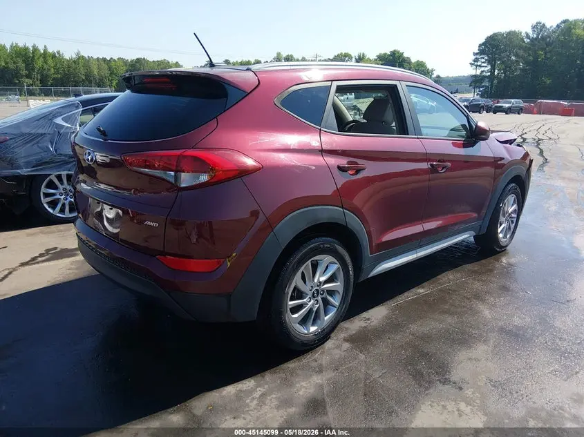 2017 HYUNDAI TUCSON SE