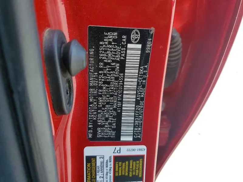 2014 TOYOTA CAMRY SE  