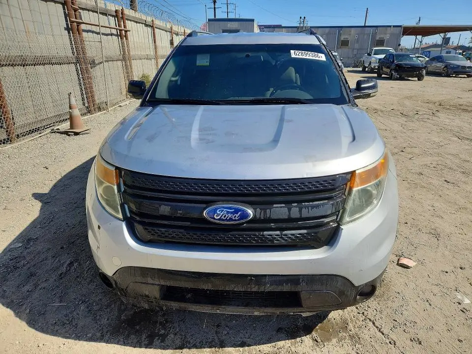 2011 FORD EXPLORER XLT  