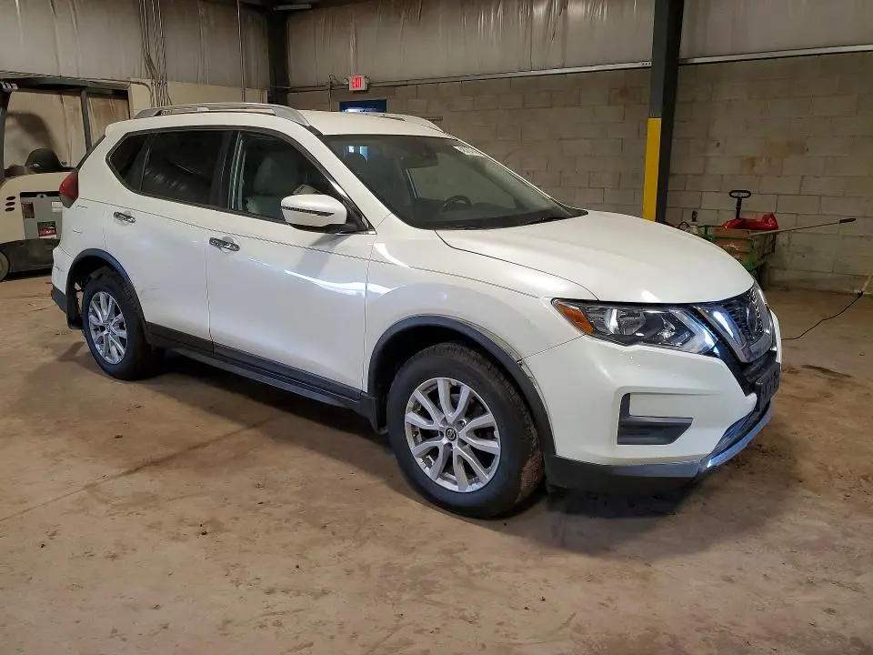 2020 NISSAN ROGUE SV  
