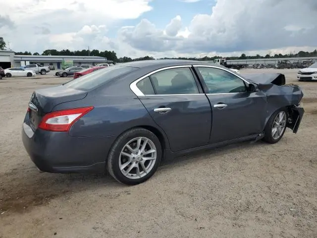 2011 NISSAN MAXIMA S  