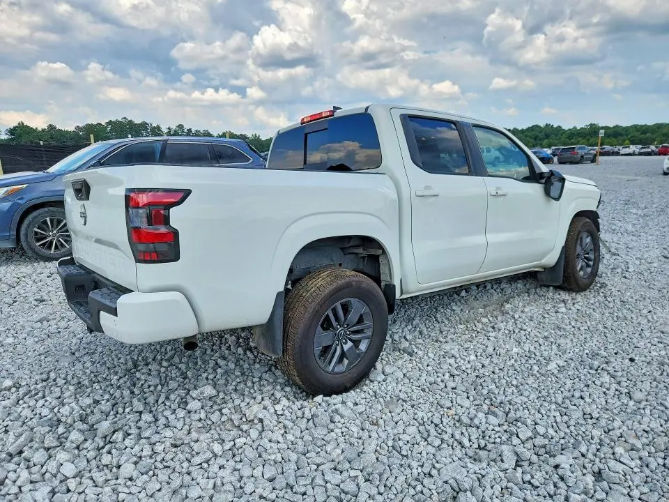 2025 NISSAN FRONTIER SV  