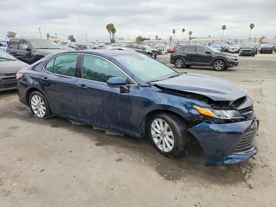 2019 TOYOTA CAMRY LE  