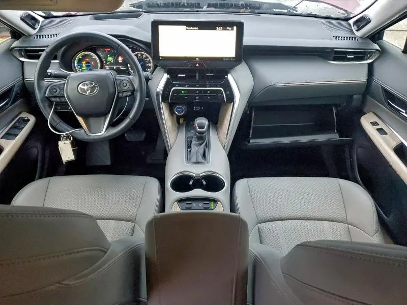 2021 TOYOTA VENZA LE  