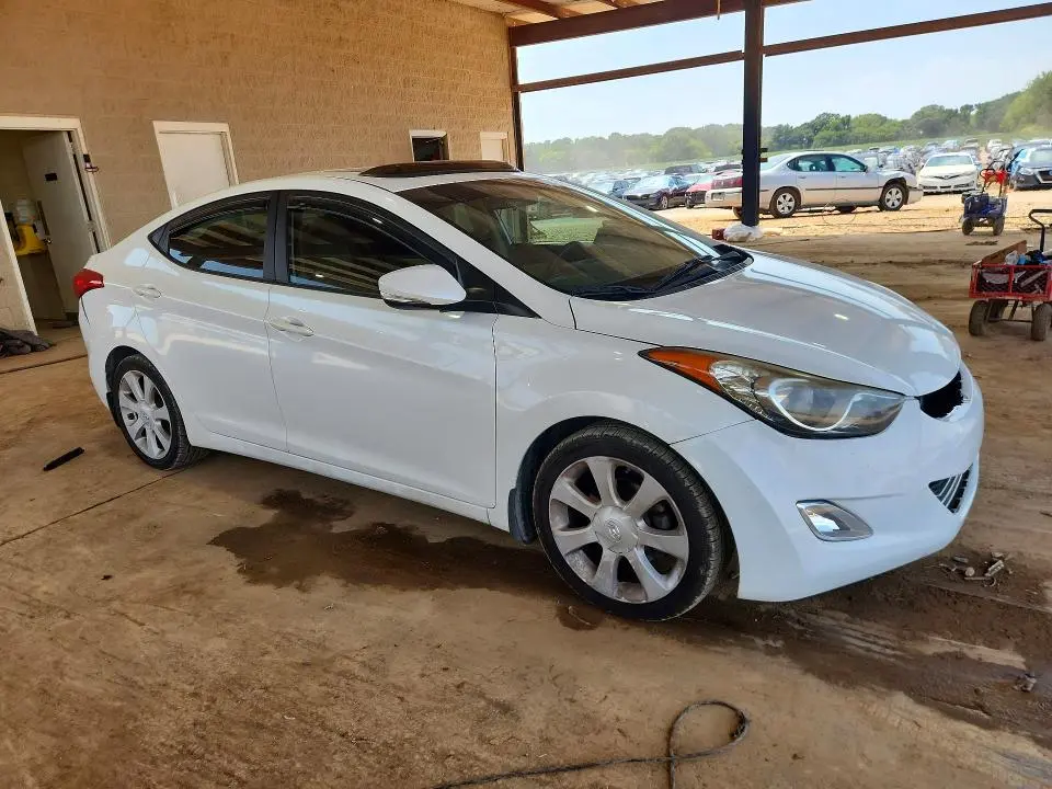 2013 HYUNDAI ELANTRA LIMITED  
