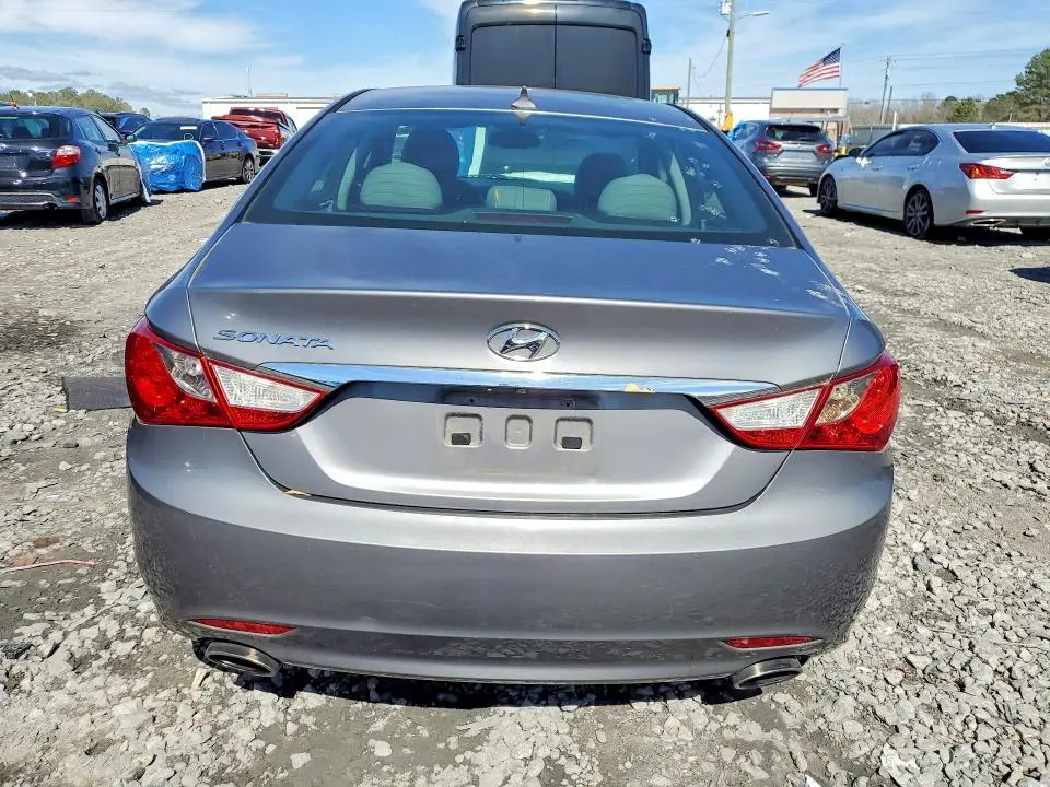 2012 HYUNDAI SONATA SE  