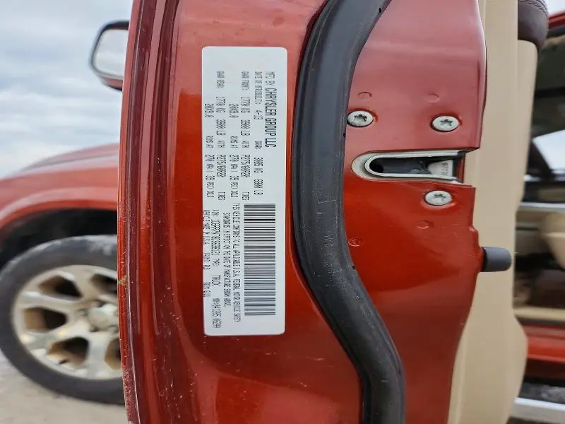 2013 RAM 1500 LARAMIE  