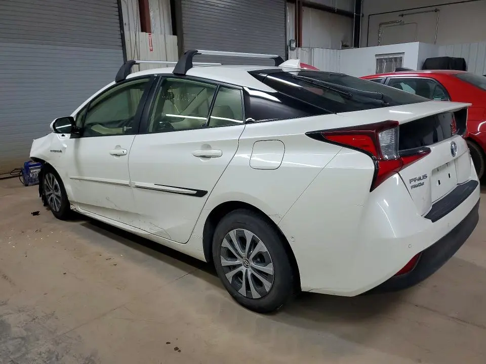2020 TOYOTA PRIUS XLE AWD-E  