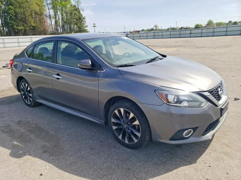 2016 NISSAN SENTRA SR  