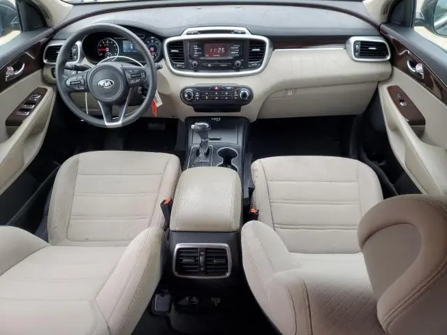 2016 KIA SORENTO LX  