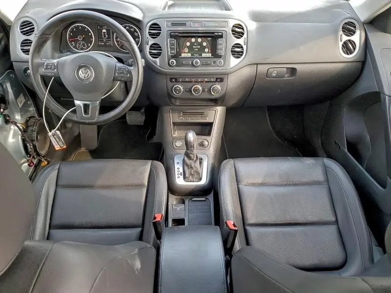 2014 VOLKSWAGEN TIGUAN S  
