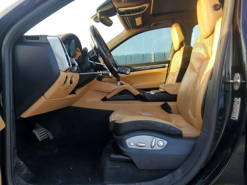 2016 PORSCHE CAYENNE SE HYBRID  
