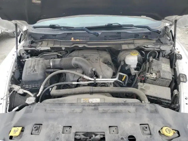 2018 RAM 1500 SLT  