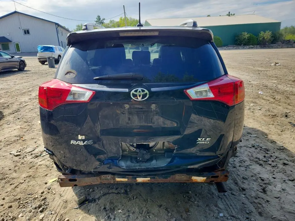 2013 TOYOTA RAV4 XLE  