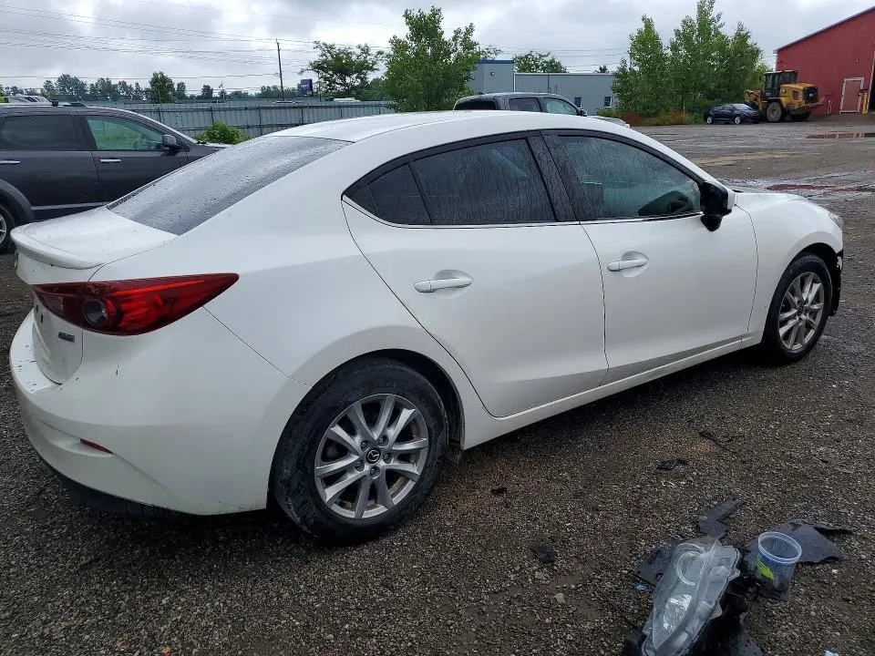 2014 MAZDA 3 TOURING  