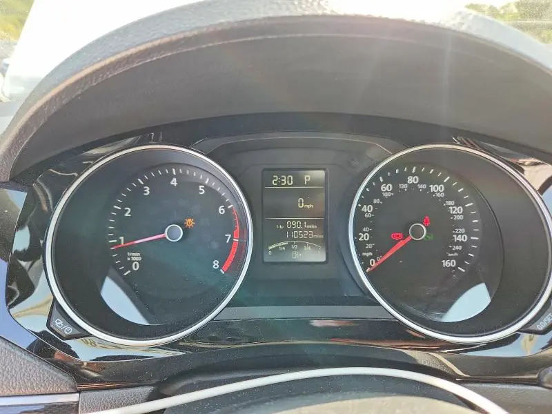 2015 VOLKSWAGEN JETTA SE  
