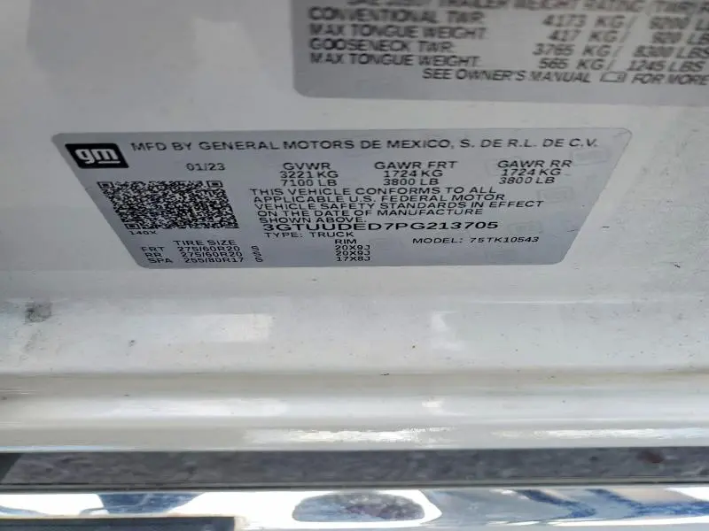 2023 GMC SIERRA K1500 SLT  
