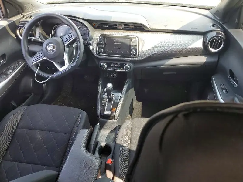 2019 NISSAN KICKS SV  
