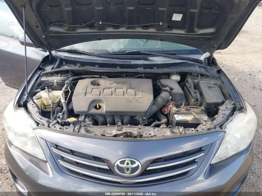 2013 TOYOTA COROLLA LE