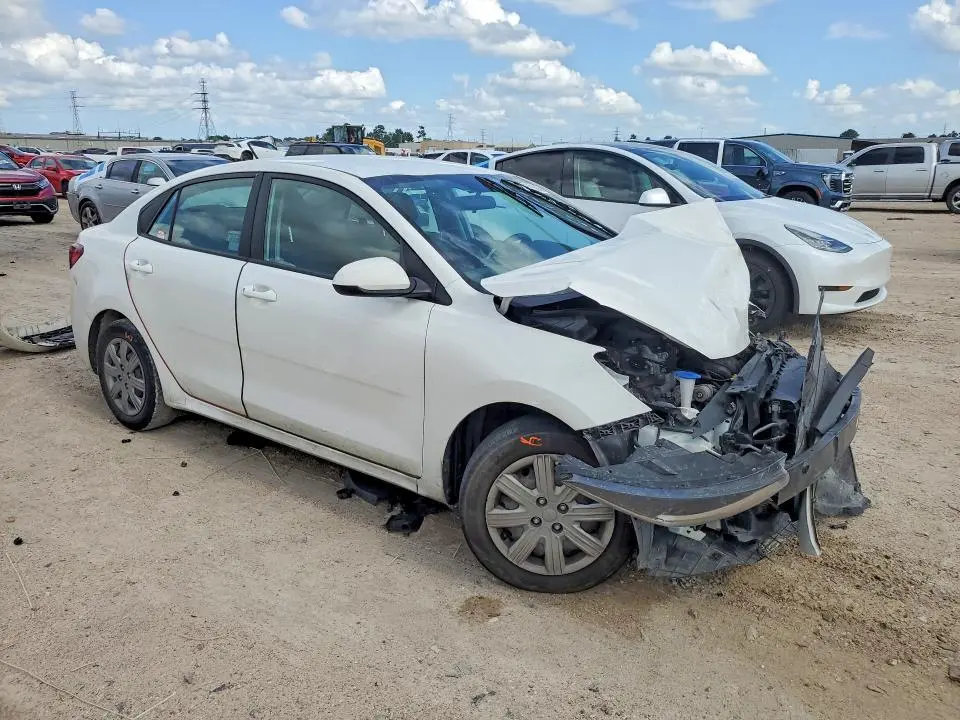 2023 KIA RIO LX  