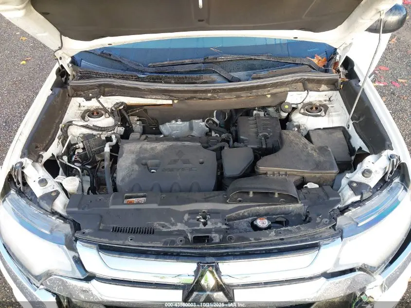 2017 MITSUBISHI OUTLANDER ES