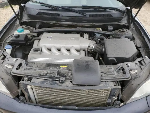 2010 VOLVO XC90   