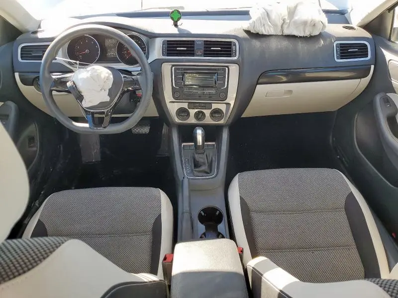 2016 VOLKSWAGEN JETTA  
