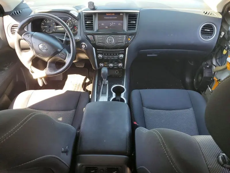 2017 NISSAN PATHFINDER SV  