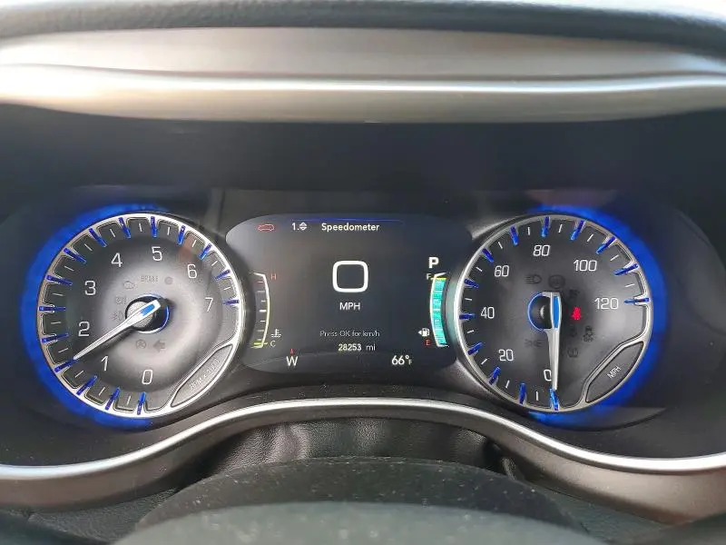 2023 CHRYSLER PACIFICA TOURING L  