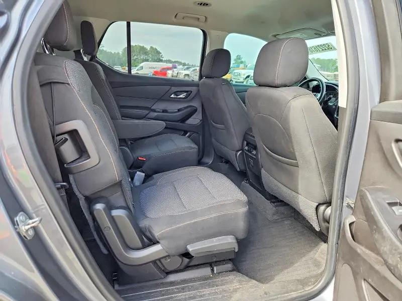 2018 CHEVROLET TRAVERSE LT  