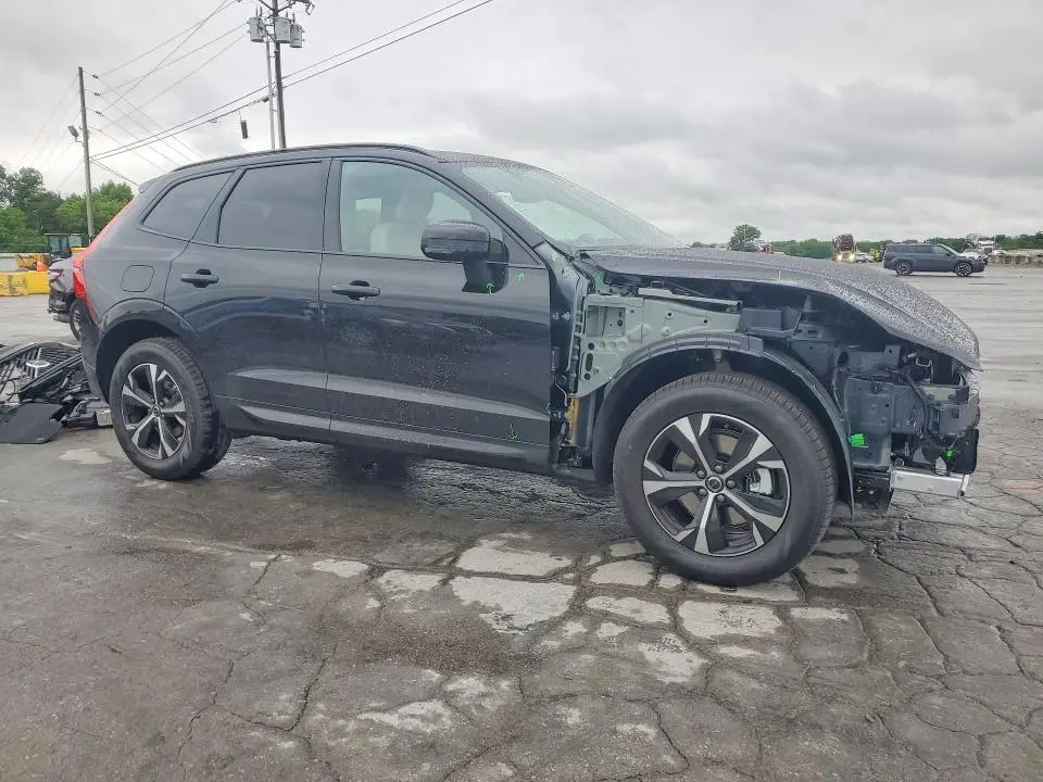 2026 VOLVO XC60 CORE  