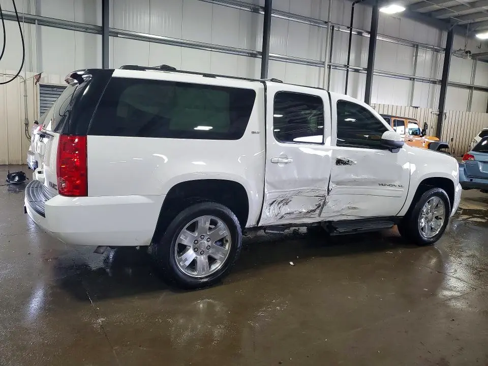 2013 GMC YUKON XL K1500 SLT  