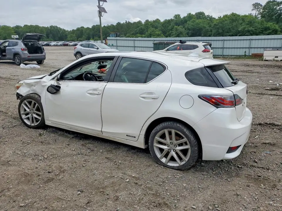 2015 LEXUS CT 200  