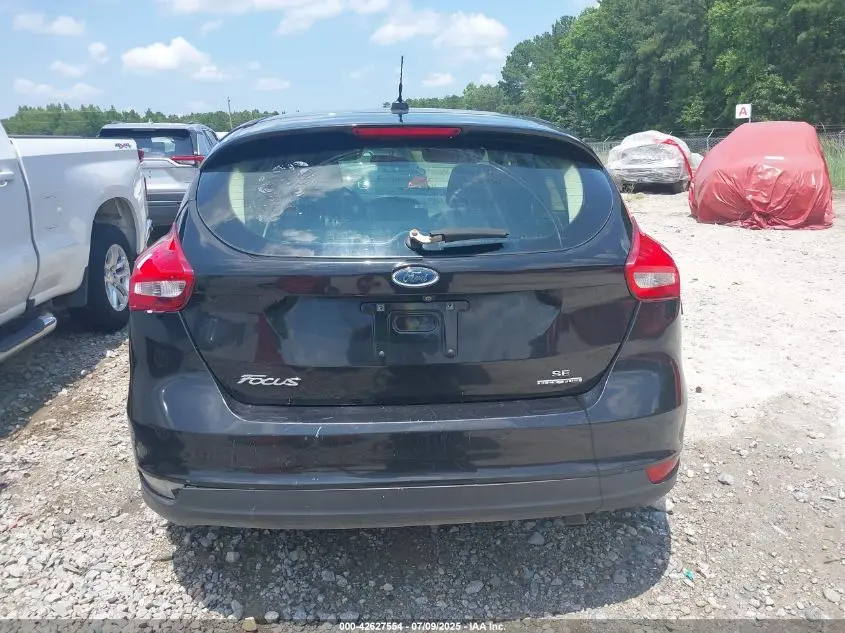 2015 FORD FOCUS SE