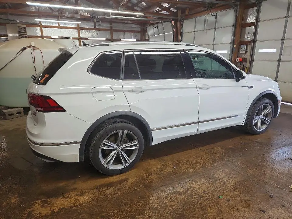 2018 VOLKSWAGEN TIGUAN SE  