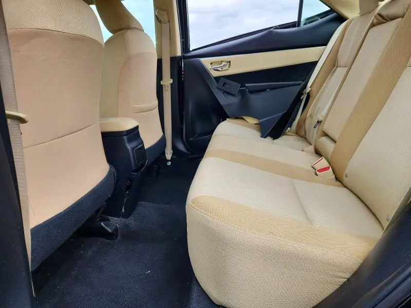 2017 TOYOTA COROLLA LE  