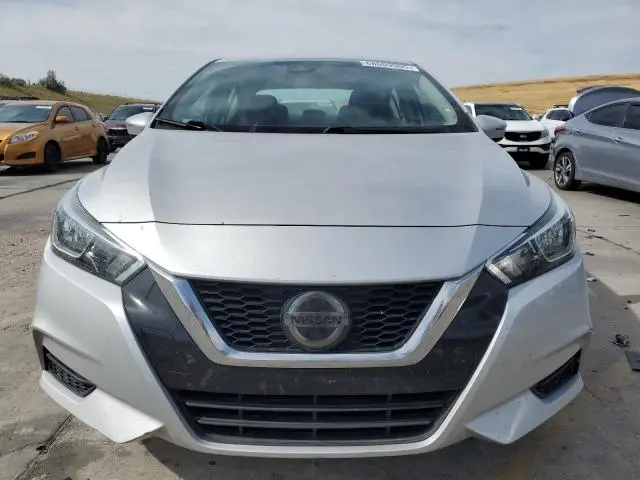 2020 NISSAN VERSA SV  