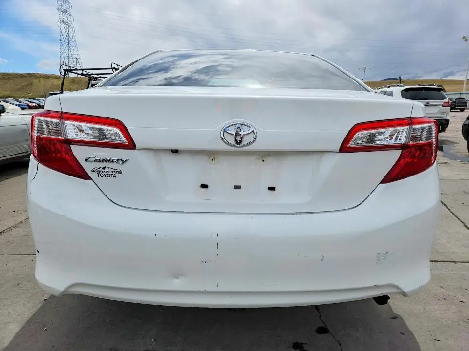 2014 TOYOTA CAMRY L  