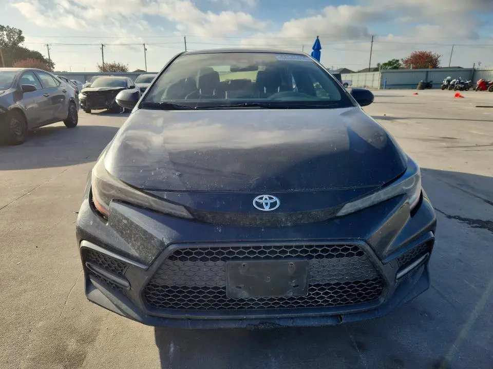 2020 TOYOTA COROLLA SE  
