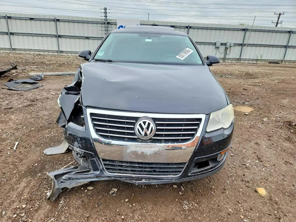 2010 VOLKSWAGEN PASSAT KOMFORT  
