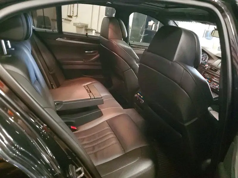 2013 BMW M5   