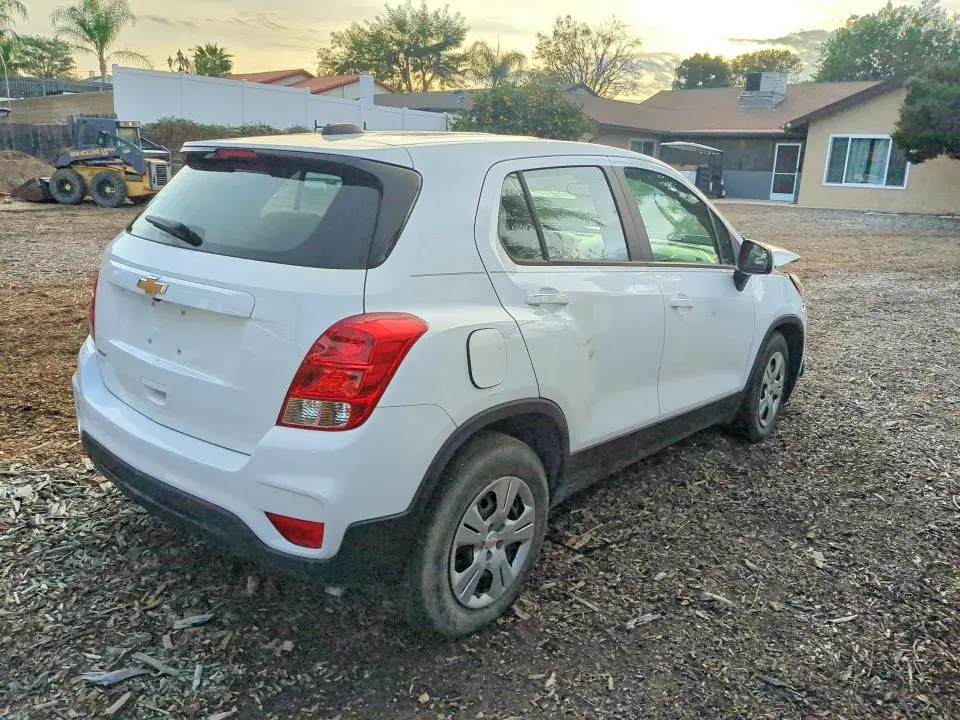 2017 CHEVROLET TRAX LS  