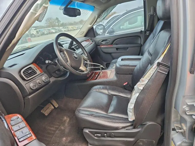 2013 CHEVROLET TAHOE K1500 LTZ  